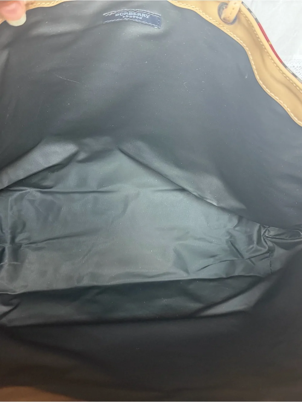 Burberry spacious tote